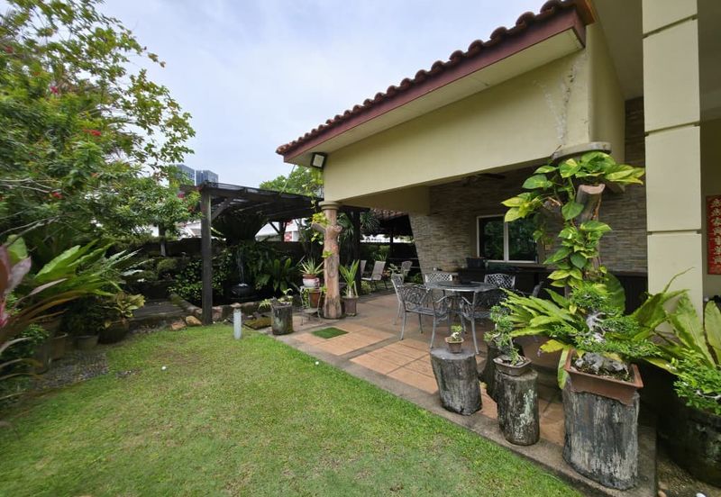 Bukit Gasing, Seksyen 5