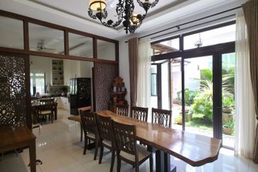 Perdana Lakeview East