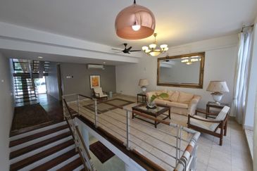 Anjung Damai 10 4-Storey Terrace House For Sale