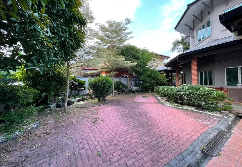 KEMAYAN COUNTRY TOWNSHIP (RASAH KEMAYAN)