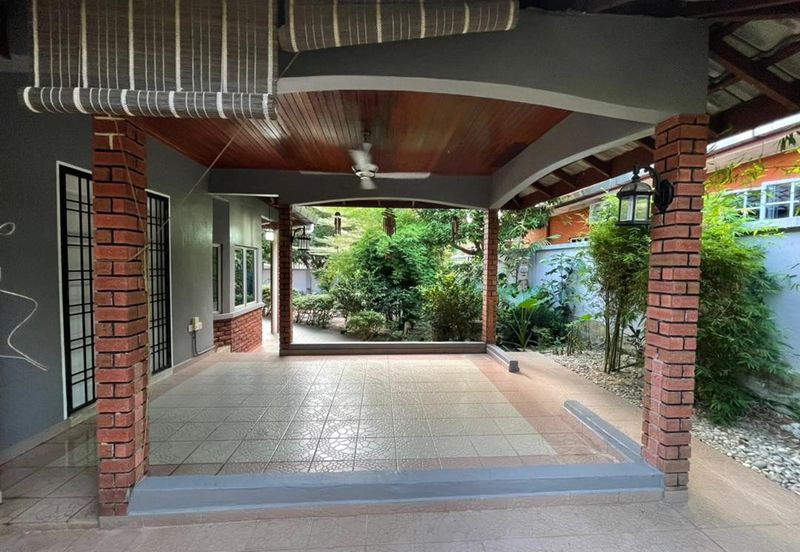 KEMAYAN COUNTRY TOWNSHIP (RASAH KEMAYAN)