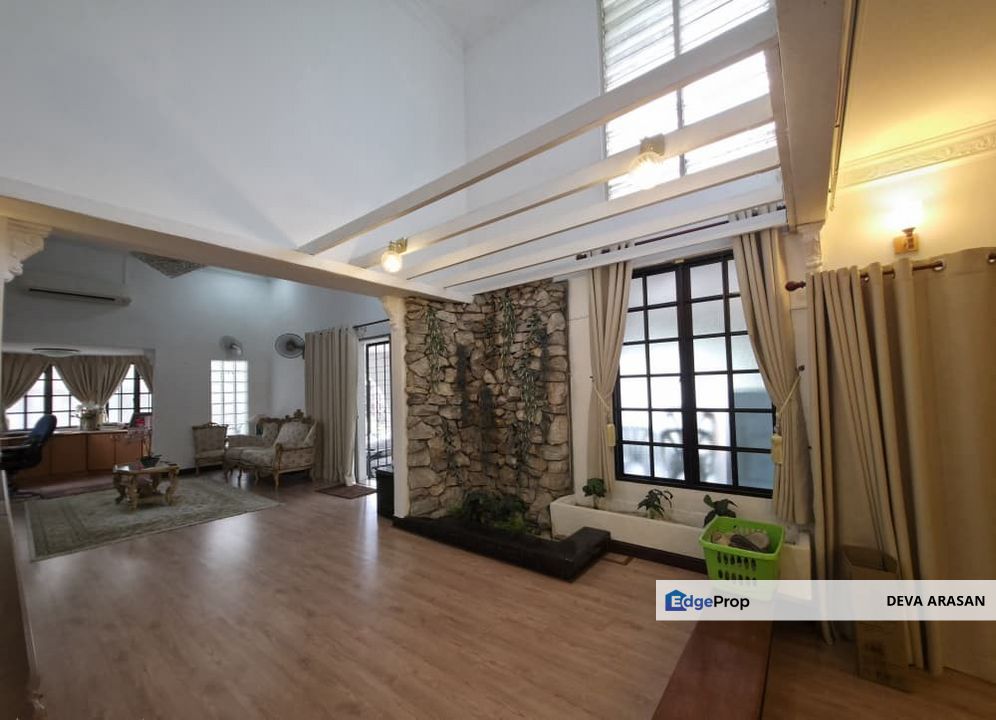 SS1 Kampung Tunku PJ Double Storey Bungalow For Sale, Selangor, Petaling Jaya
