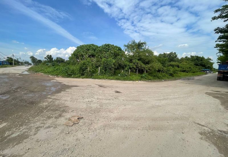 Jalan Sopan, Johan Setia