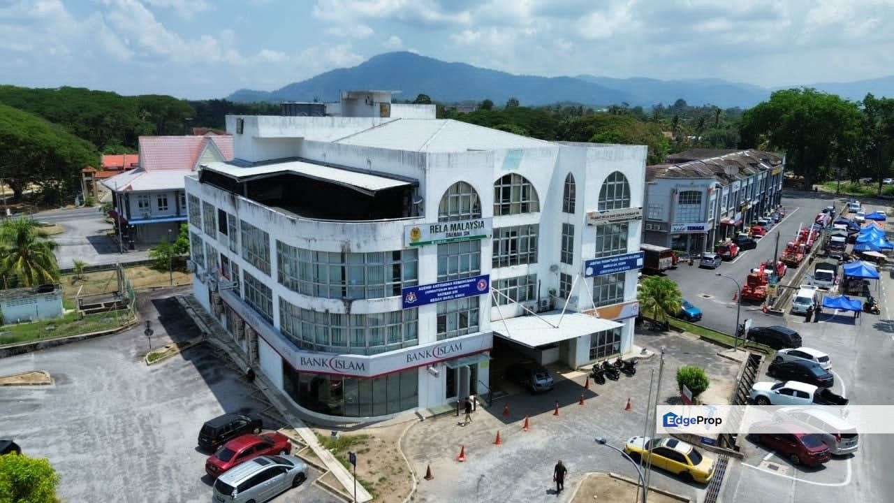 STRATEGIC INVESTMENT OPPORTUNITY IN Sik – COMMERCIAL OFFICE BUILDING, Kedah, Sik