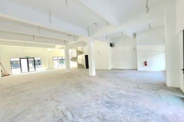 Cyberjaya’s Commercial Hotspot – Ready for Business & Investment!