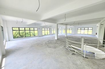 Cyberjaya’s Commercial Hotspot – Ready for Business & Investment!