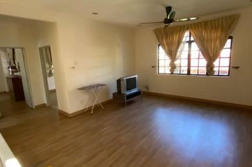 KGSAAS Golf Club, Seksyen 13