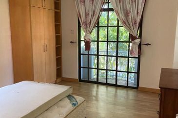 KGSAAS Golf Club, Seksyen 13