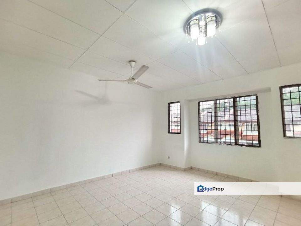For SALE [2 STOREY RENOVATED]  TAMAN VISTA EMAS, BANGI , Selangor, Bangi