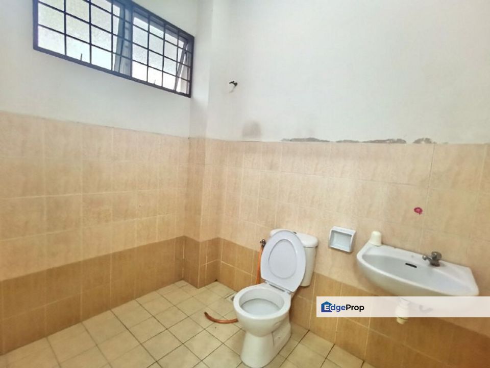 For SALE [2 STOREY RENOVATED]  TAMAN VISTA EMAS, BANGI , Selangor, Bangi