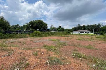 Kampung Ampar Tenang