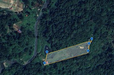 For SALE Tanah Dusun 2.2 Ekar [Tepi Sungai] Lubok Kelubi Batu 20, Hulu Langat