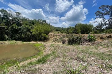 For SALE Tanah Dusun 2.2 Ekar [Tepi Sungai] Lubok Kelubi Batu 20, Hulu Langat