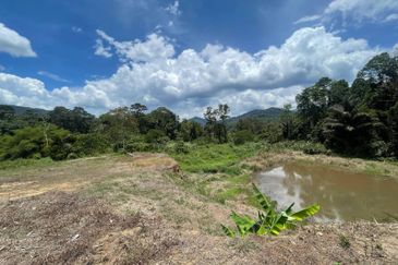 For SALE Tanah Dusun 2.2 Ekar [Tepi Sungai] Lubok Kelubi Batu 20, Hulu Langat