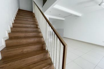 NILAI IMPIAN (LAMAN ORKID)