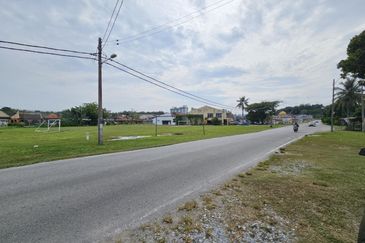 Kampung Sungai Sekamat