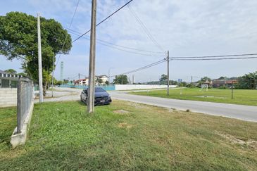 Kampung Sungai Sekamat