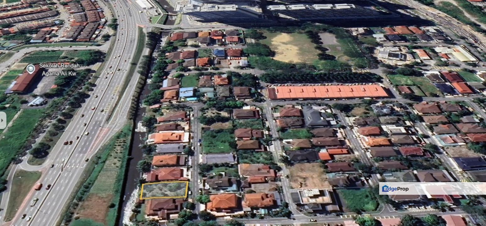 Tanah Lot Banglo Taman Batu Muda Sentul Kuala Lumpur, Kuala Lumpur, Batu 