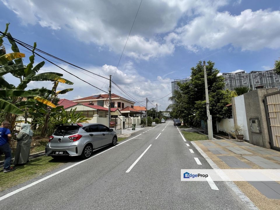Tanah Lot Banglo Taman Batu Muda Sentul Kuala Lumpur, Kuala Lumpur, Batu 