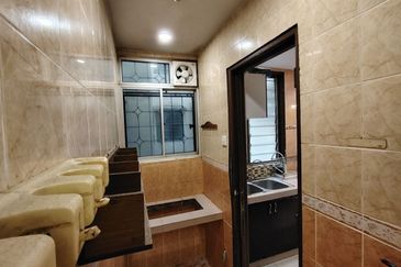 Vista Pinggiran, Taman Pinggiran Putra