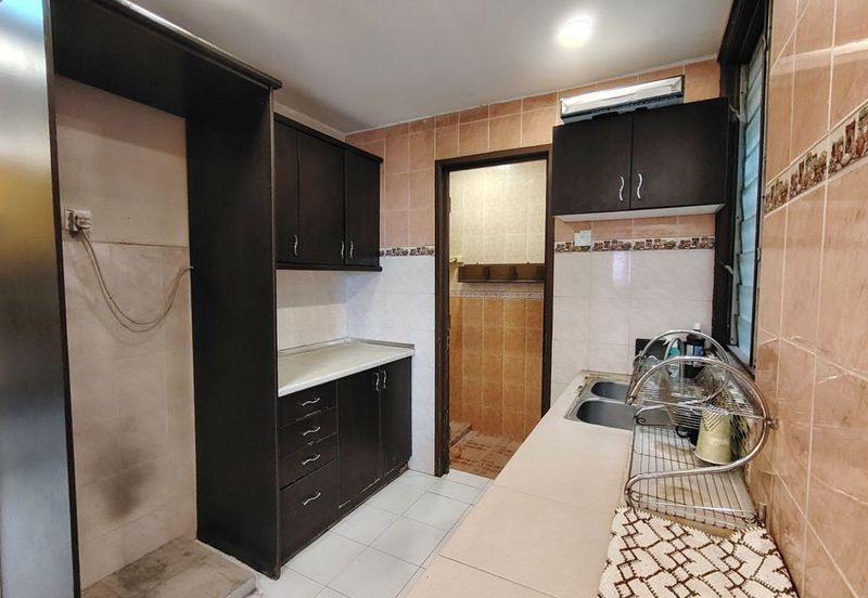 Vista Pinggiran, Taman Pinggiran Putra