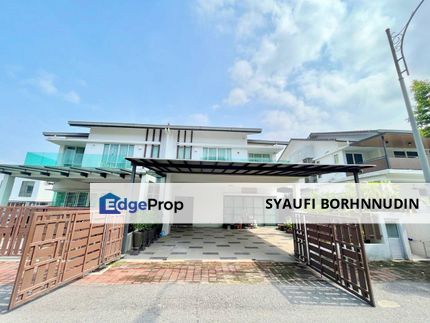 RENOVATED & EXTENDED 3 STOREY SEMI D VILLA CLUSTER 1080 RESIDENCE PUNCAK SAUJANA, Selangor, Kajang