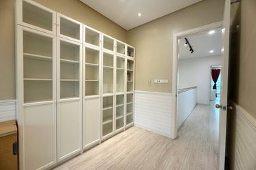 RENOVATED Double Storey Townhouse Sunway Montana Taman Melawati