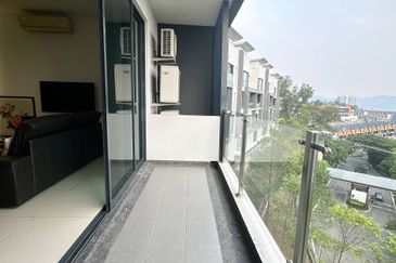 RENOVATED Double Storey Townhouse Sunway Montana Taman Melawati