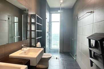 RENOVATED Double Storey Townhouse Sunway Montana Taman Melawati