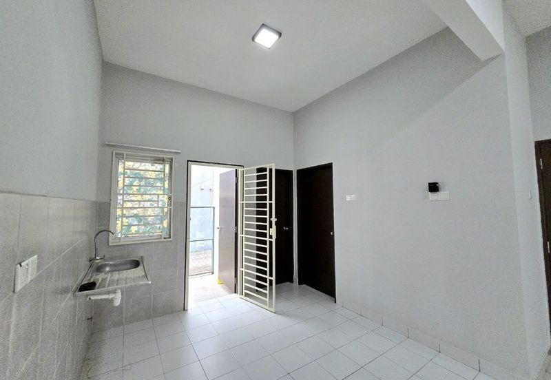 NICE HOUSE DOUBLE STOREY TERRACE HOUSE TAMAN RUBY DENGKIL 