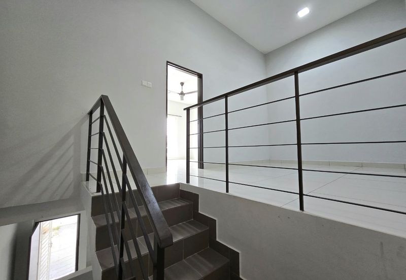 NICE HOUSE DOUBLE STOREY TERRACE HOUSE TAMAN RUBY DENGKIL 