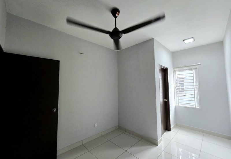 NICE HOUSE DOUBLE STOREY TERRACE HOUSE TAMAN RUBY DENGKIL 