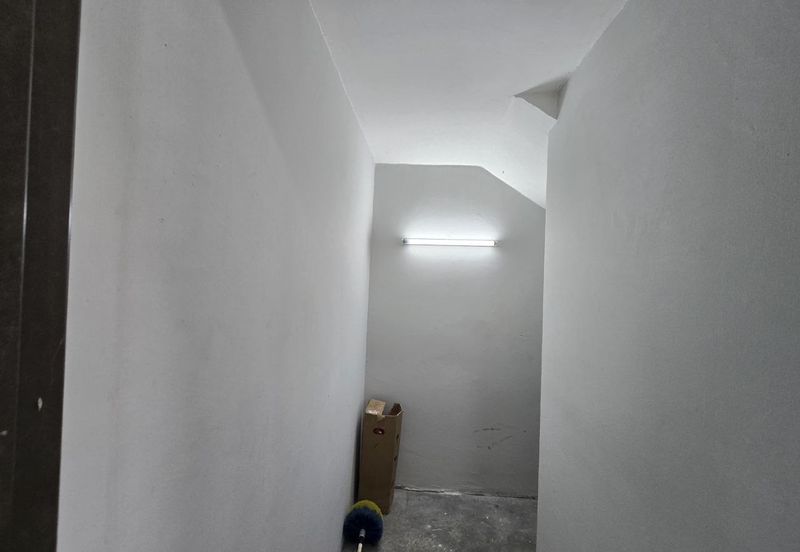 NICE HOUSE DOUBLE STOREY TERRACE HOUSE TAMAN RUBY DENGKIL 