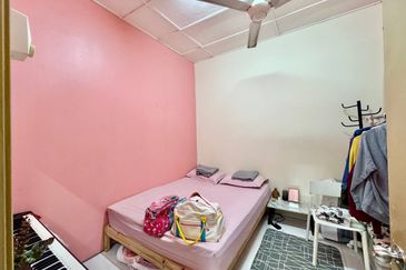 FACING OPEN SINGLE STOREY TERRACE HOUSE TAMAN DESA PINGGIRAN PUTRA (NEAR PUTRAJAYA)