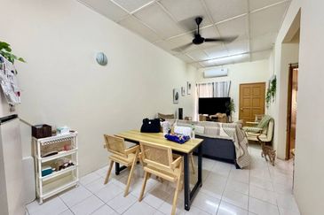 FACING OPEN SINGLE STOREY TERRACE HOUSE TAMAN DESA PINGGIRAN PUTRA (NEAR PUTRAJAYA)