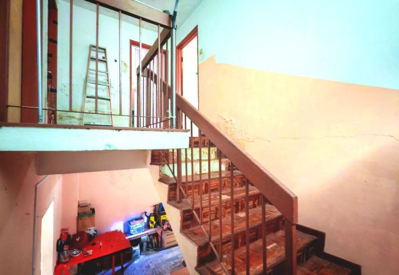 ENDLOT + FACING OPEN DOUBLE STOREY TERRACE BANDAR BARU SALAK TINGGI