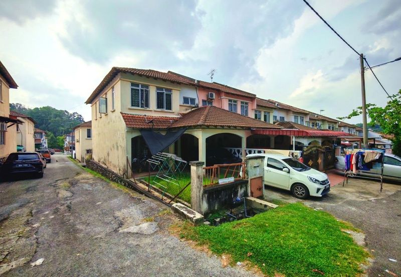 ENDLOT + FACING OPEN DOUBLE STOREY TERRACE BANDAR BARU SALAK TINGGI
