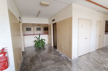 Saraka Apartment