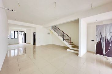 BRAND NEW DOUBLE STOREY TERRACE BANDAR BUKIT RAJA NADIRA KLANG 