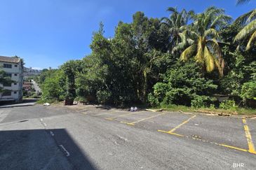 COMMERCIAL LAND FACING KAJANG SILK 