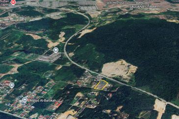 3.2 EKAR TANAH PERTANIAN ZONING KEDIAMAN DI TEPI PERSIARAN MOKHTAR DAHARI