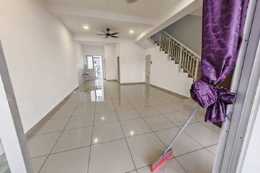 Double Storey Terrace Pahse 4B1, Saujana KLIA Primrose 