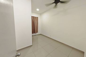 Double Storey Terrace Pahse 4B1, Saujana KLIA Primrose 