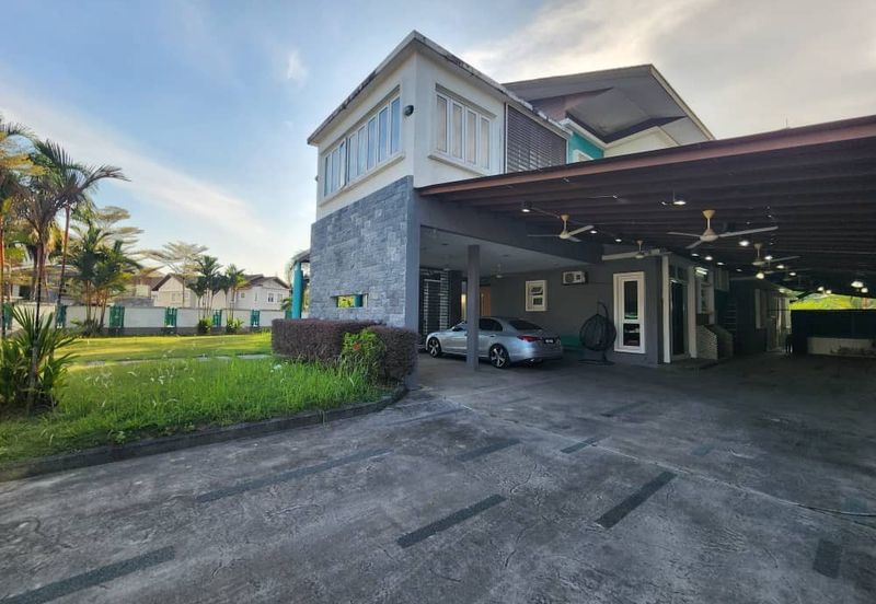 Titian, Bukit Jelutong