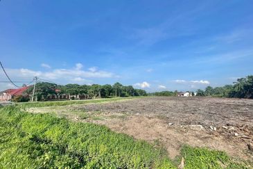 2.5 Ekar Tanah Pertanian Jalan Pipit Taman Bentara 