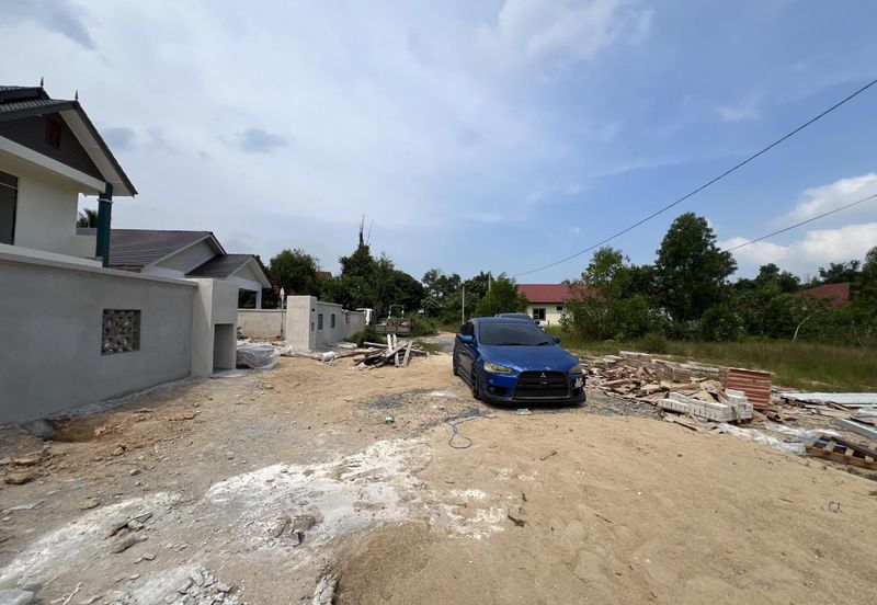 CORNER Tanah Lot Banglo 