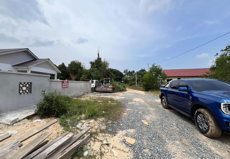 CORNER Tanah Lot Banglo 
