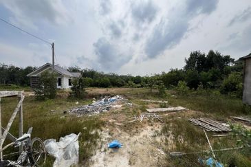CORNER Tanah Lot Banglo 