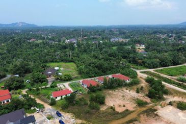 CORNER Tanah Lot Banglo 