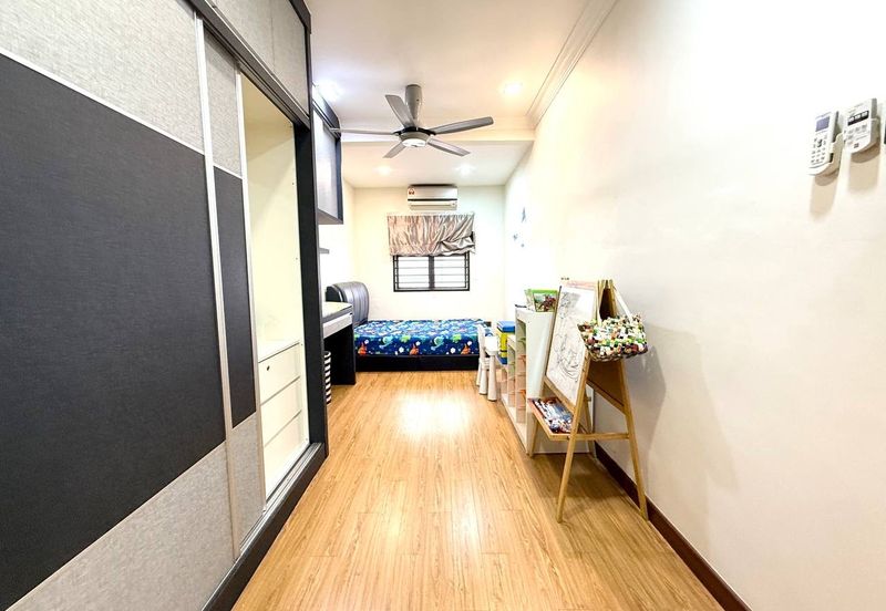 RENOVATED Double Storey Terrace 